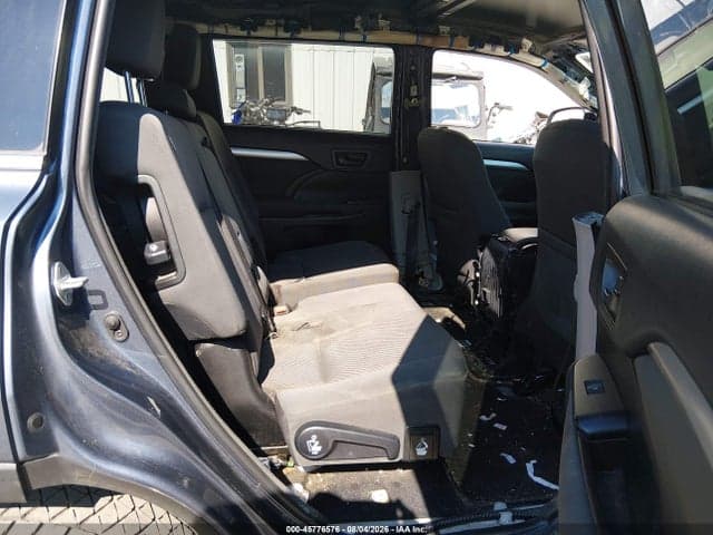 2018 TOYOTA HIGHLANDER LE 8