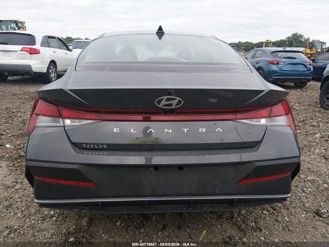 2024 HYUNDAI ELANTRA SEL 16