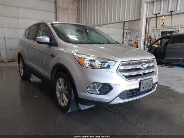 2017 FORD ESCAPE SE 1