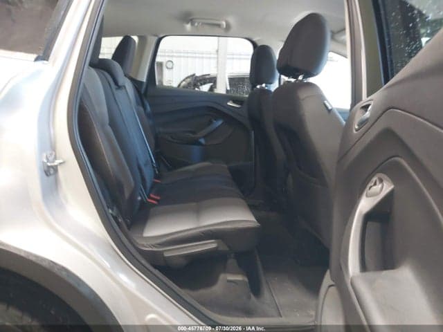 2017 FORD ESCAPE SE 8