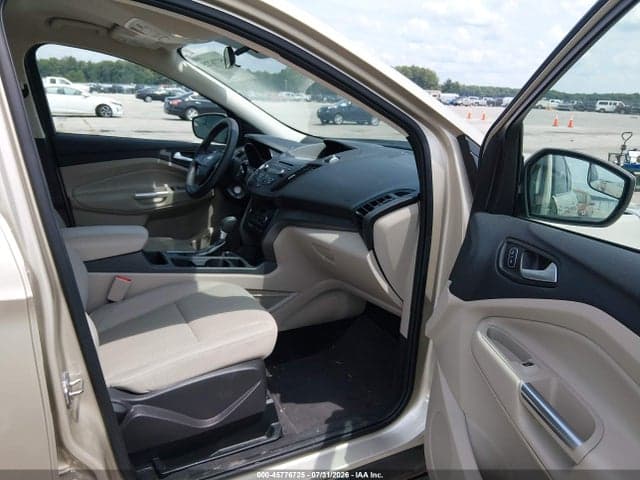 2017 FORD ESCAPE SE 5