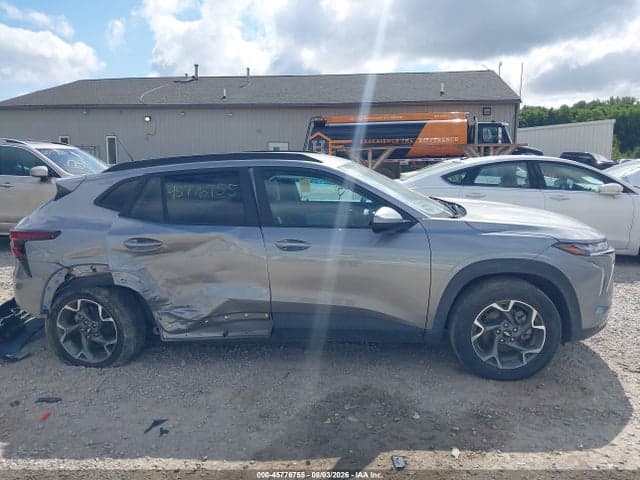 2025 CHEVROLET TRAX FWD LT 14