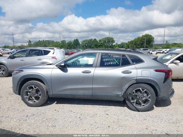 2025 CHEVROLET TRAX FWD LT 15
