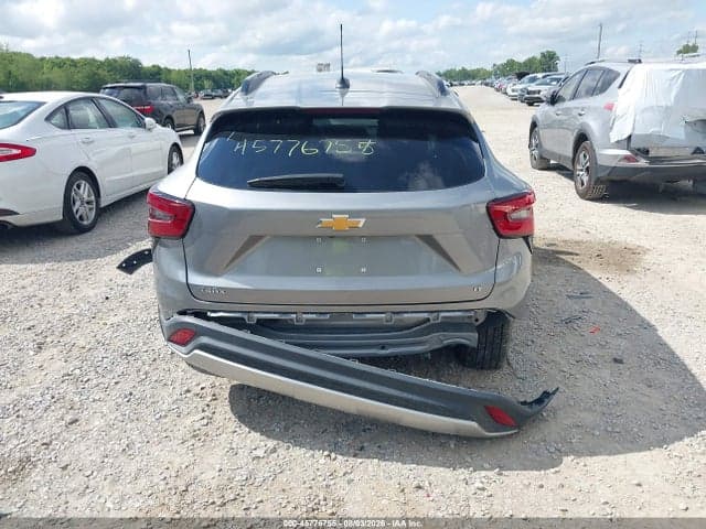 2025 CHEVROLET TRAX FWD LT 17
