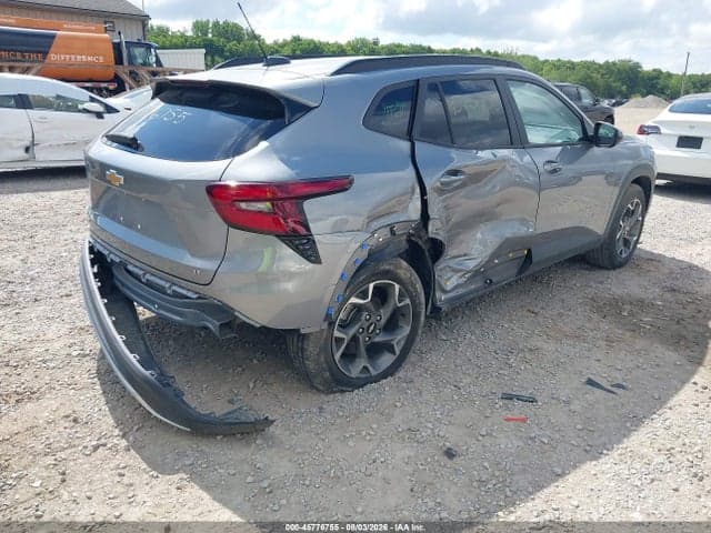 2025 CHEVROLET TRAX FWD LT 4