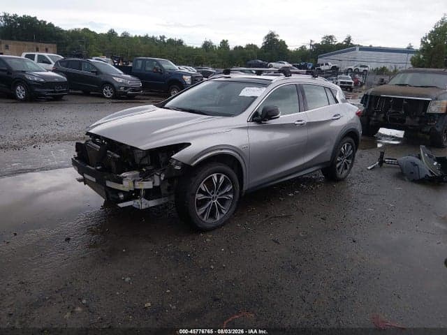 2018 INFINITI QX30 PREMIUM 2