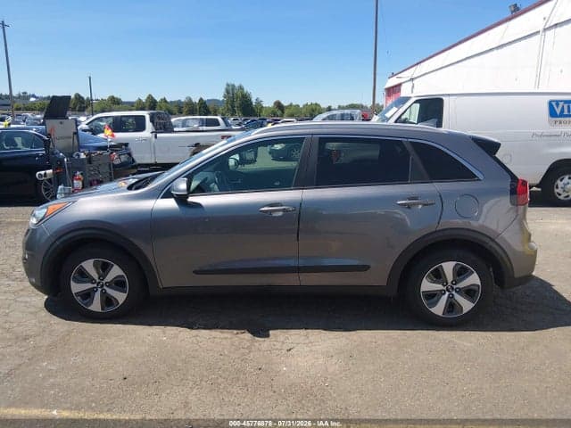 2017 KIA NIRO EX 14