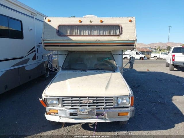 1985 TOYOTA PICKUP COMMERCIAL/CAMPER RN55 12