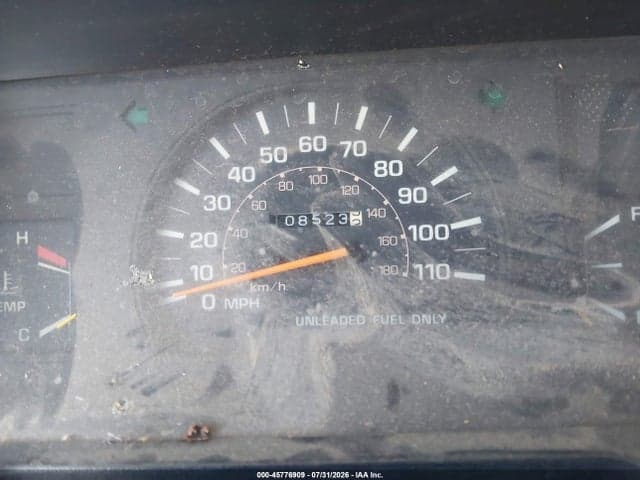 1985 TOYOTA PICKUP COMMERCIAL/CAMPER RN55 15