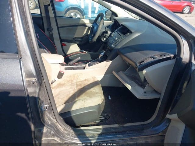 2017 FORD FOCUS SE 5