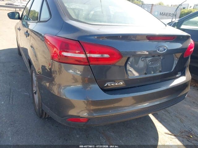 2017 FORD FOCUS SE 6