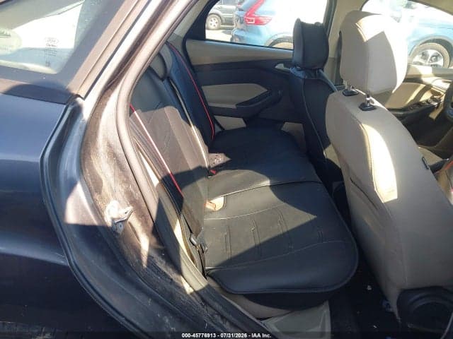 2017 FORD FOCUS SE 8