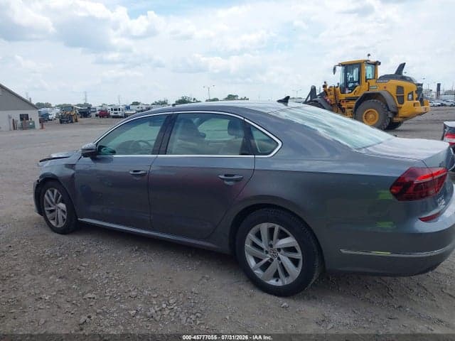 2018 VOLKSWAGEN PASSAT 2.0T SE 14