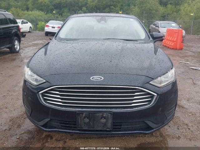 2020 FORD FUSION SE 12