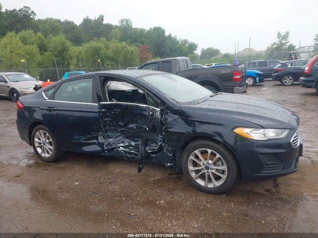 2020 FORD FUSION SE 13