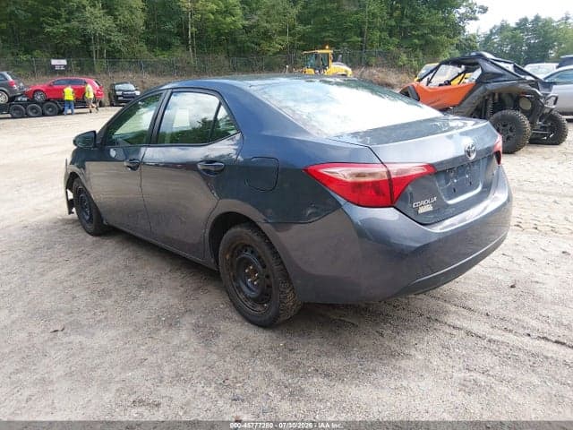 2017 TOYOTA COROLLA LE 3