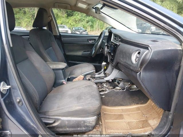 2017 TOYOTA COROLLA LE 5