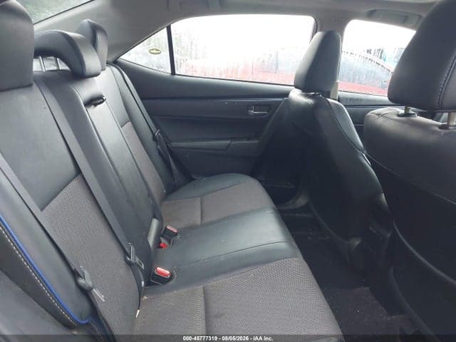 2017 TOYOTA COROLLA SE 8