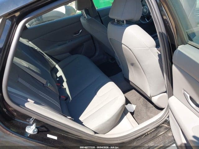2024 HYUNDAI ELANTRA SEL 8