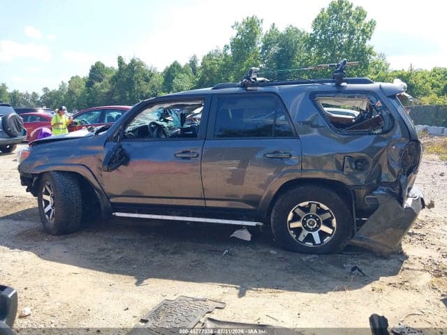2020 TOYOTA 4RUNNER TRD OFF ROAD 15