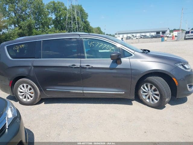2019 CHRYSLER PACIFICA TOURING L 13