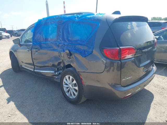 2019 CHRYSLER PACIFICA TOURING L 3
