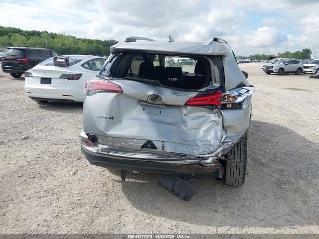 2018 TOYOTA RAV4 LE 6