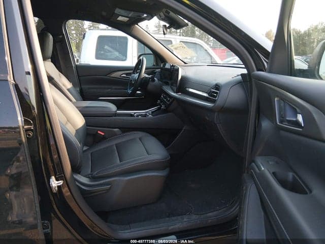 2025 CHEVROLET TRAVERSE FWD LT 5
