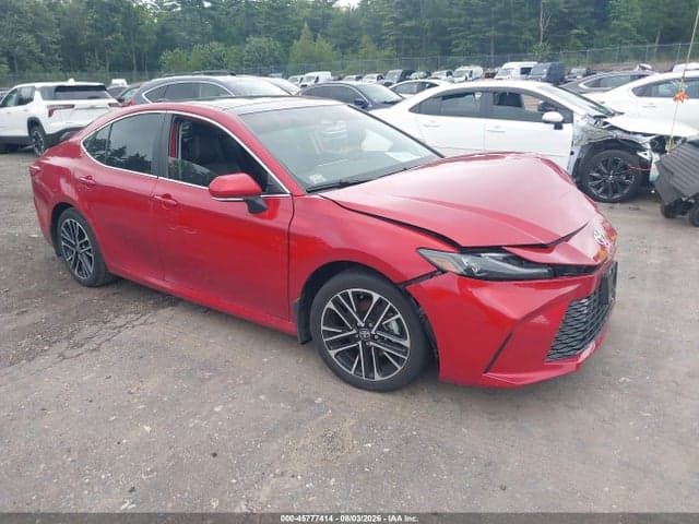 2025 TOYOTA CAMRY XLE - 1