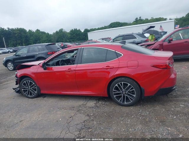 2025 TOYOTA CAMRY XLE 15