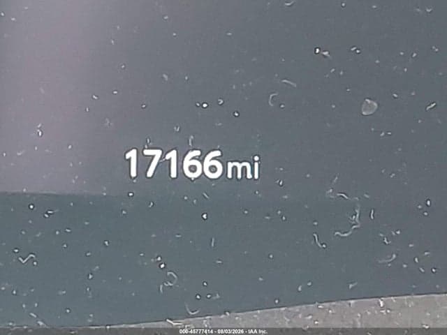 2025 TOYOTA CAMRY XLE 16