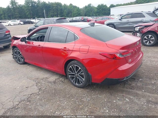 2025 TOYOTA CAMRY XLE 3