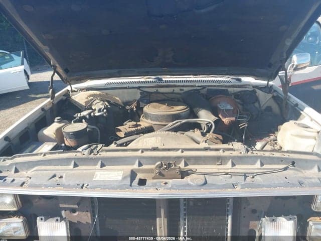 1986 CHEVROLET SUBURBAN C2 10