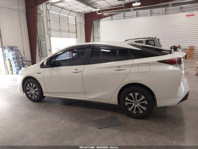 2018 TOYOTA PRIUS FOUR 14