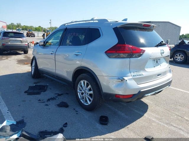 2017 NISSAN ROGUE SV 3