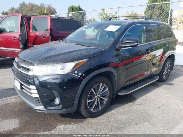 2018 TOYOTA HIGHLANDER XLE 2