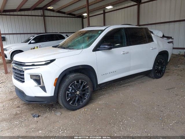 2025 CHEVROLET TRAVERSE FWD LT 2