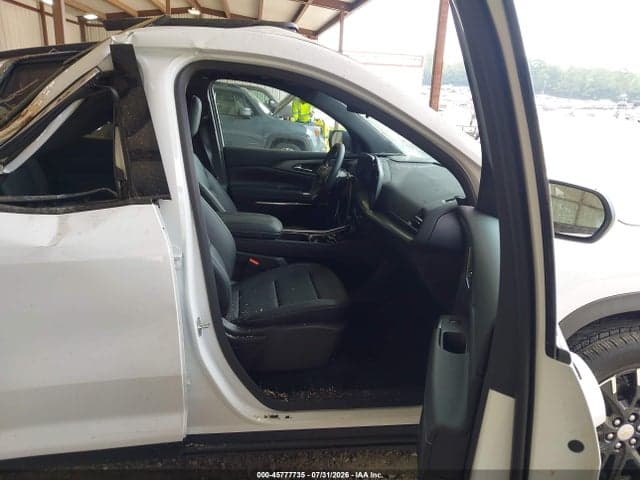 2025 CHEVROLET TRAVERSE FWD LT 5