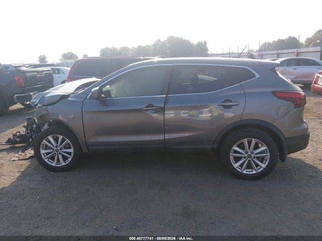 2019 NISSAN ROGUE SPORT S 14