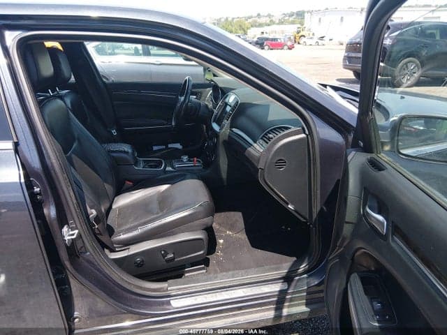 2019 CHRYSLER 300 LIMITED AWD 5