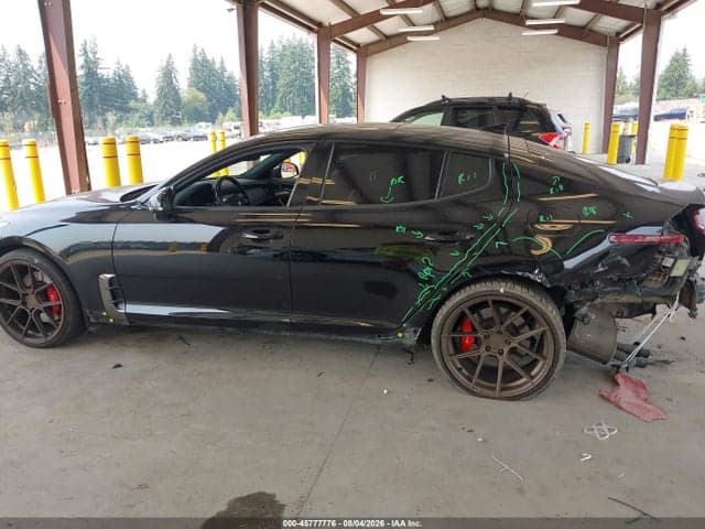 2018 KIA STINGER GT1 15