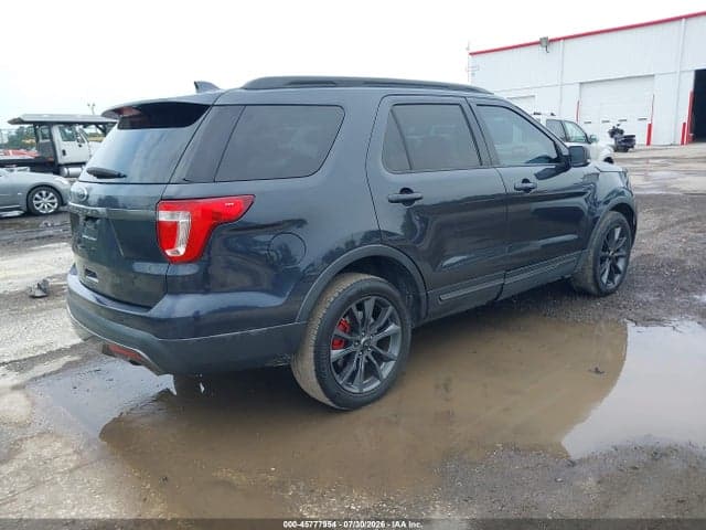 2017 FORD EXPLORER XLT 4