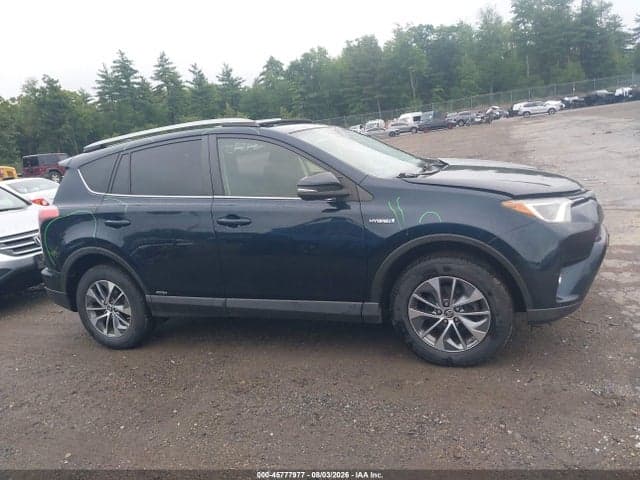 2018 TOYOTA RAV4 HYBRID XLE 13