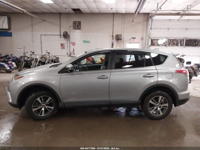 2018 TOYOTA RAV4 XLE 13