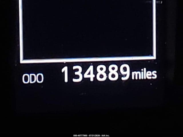 2018 TOYOTA RAV4 XLE 14