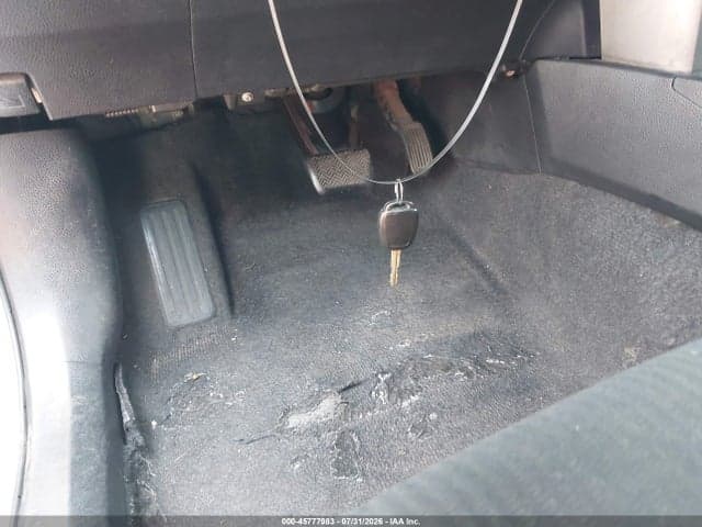 2017 TOYOTA RAV4 LE 11