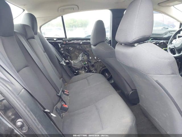 2022 TOYOTA COROLLA LE 8