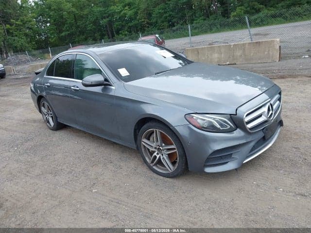 2017 MERCEDES-BENZ E 300 1