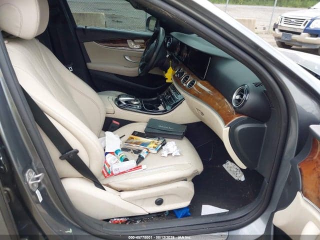 2017 MERCEDES-BENZ E 300 5