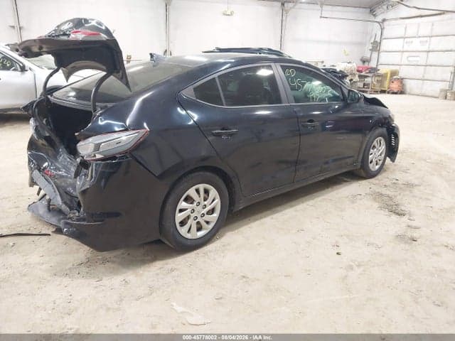2017 HYUNDAI ELANTRA SE 4